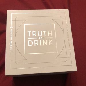 CUT’s Truth or drink card game